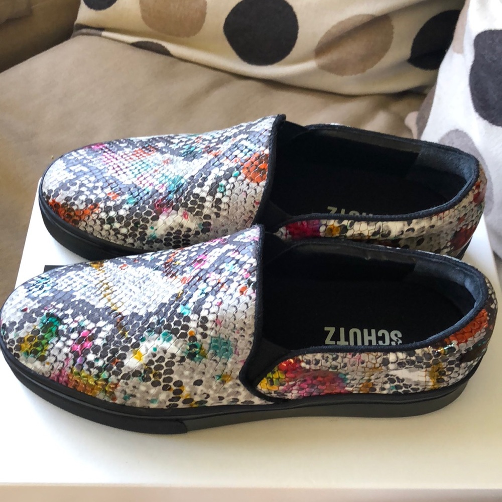 NWT Schutz shoes